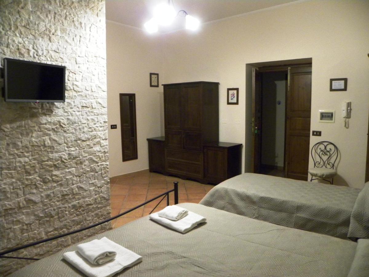 Case Vacanze Albamarina Lipari  Luaran gambar