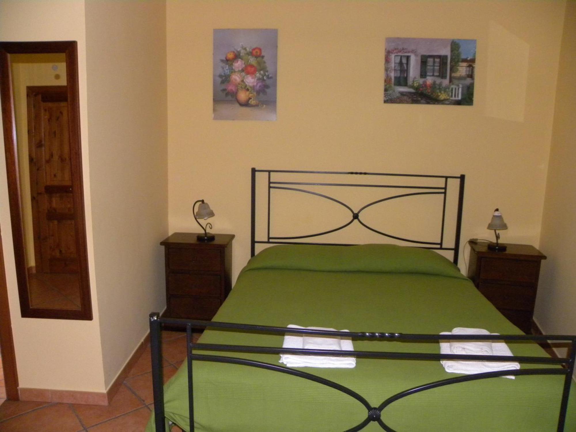 Case Vacanze Albamarina Lipari  Bilik gambar