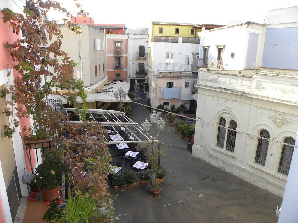 Case Vacanze Albamarina Lipari  Luaran gambar