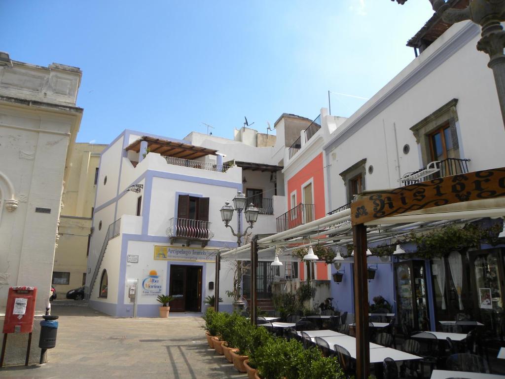 Case Vacanze Albamarina Lipari  Luaran gambar